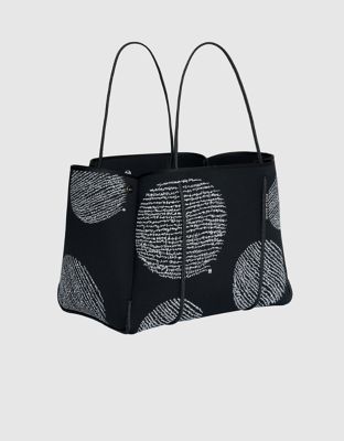 Ｈｅｒａｌｂｏｎｙ　ｘ　Ｅｓｃａｐｅ　ｔｏｔｅ
